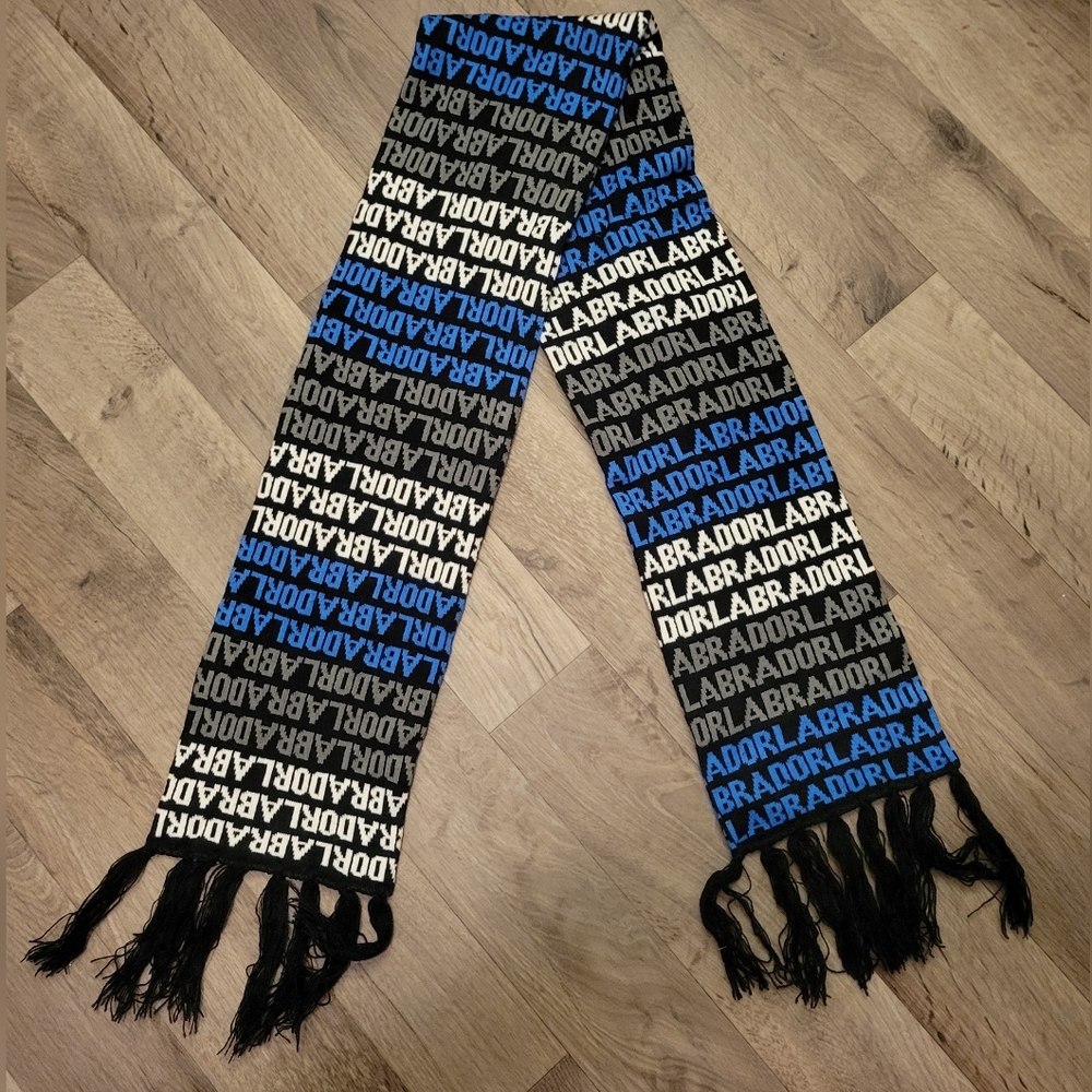 Labrador Scarf - Picture 1 of 6